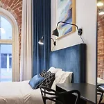 Urban-glam Centre With A Gym And Terrace Apartamento *
