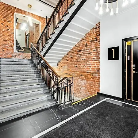 Urban-glam Centre With A Gym And Terrace Appartamento *