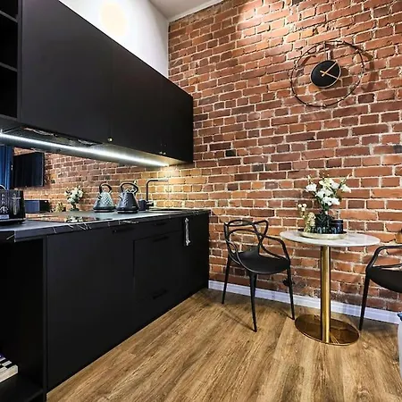 Urban-glam Centre With A Gym And Terrace *