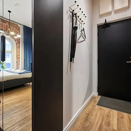 Urban-glam Centre With A Gym And Terrace *