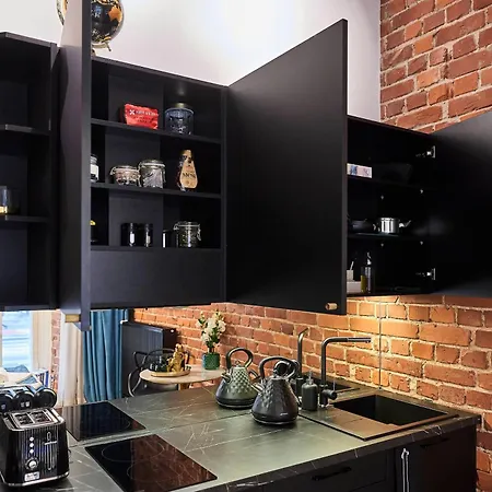 Urban-glam Centre With A Gym And Terrace Appartement Tallinn