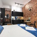 Urban-glam Centre With A Gym And Terrace